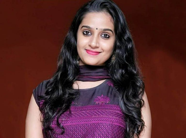 Top 300+ Malayalam Actress Name List With Photos (2024) - BREEZEMASTI