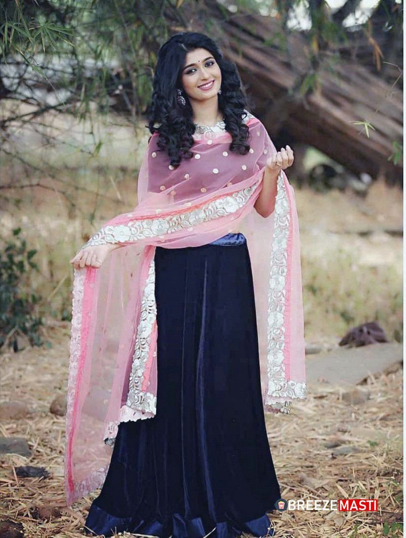 Aditi Prabhudeva Kannada Actress Photoshoot