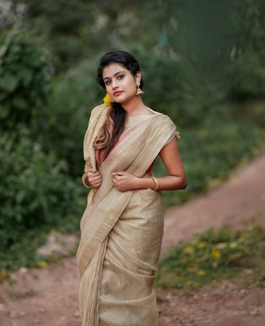 Alina Padikkal Images