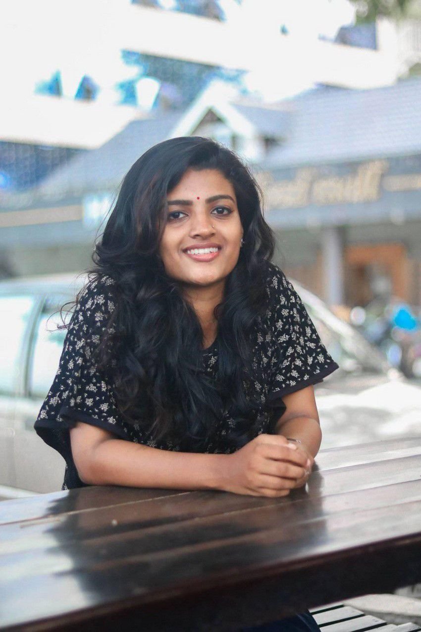 Amrutha Saju age, family, movies, husband, biography 5 Amrutha Saju Photos