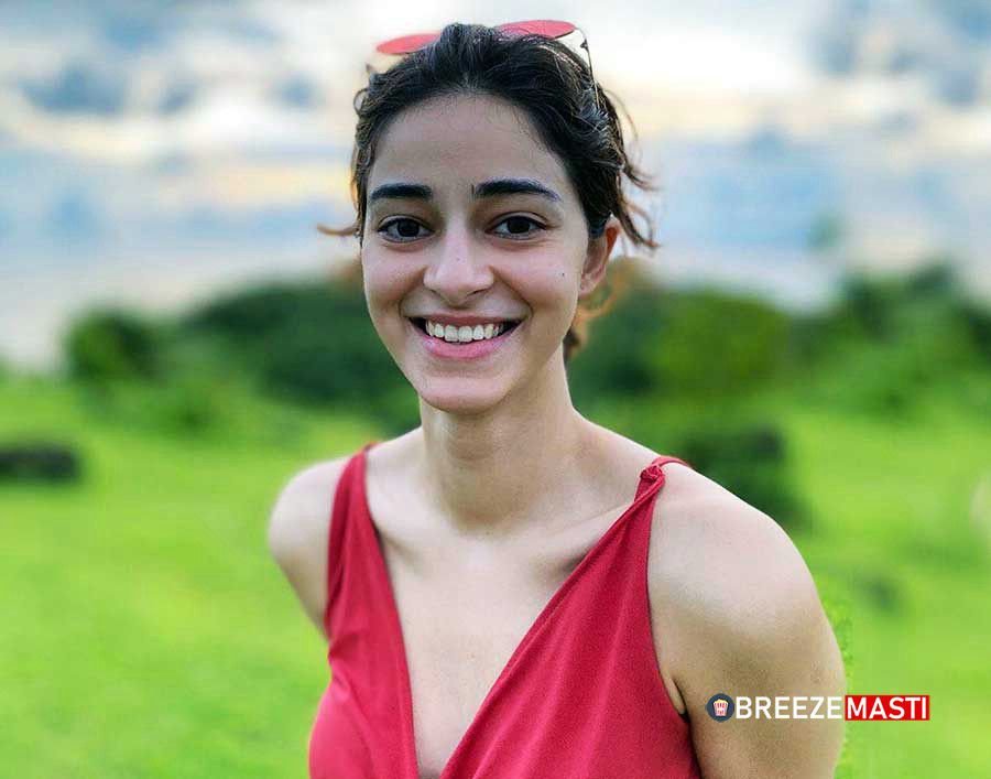 Ananya Panday Age, Height, Father, Sister, Movies, Biography