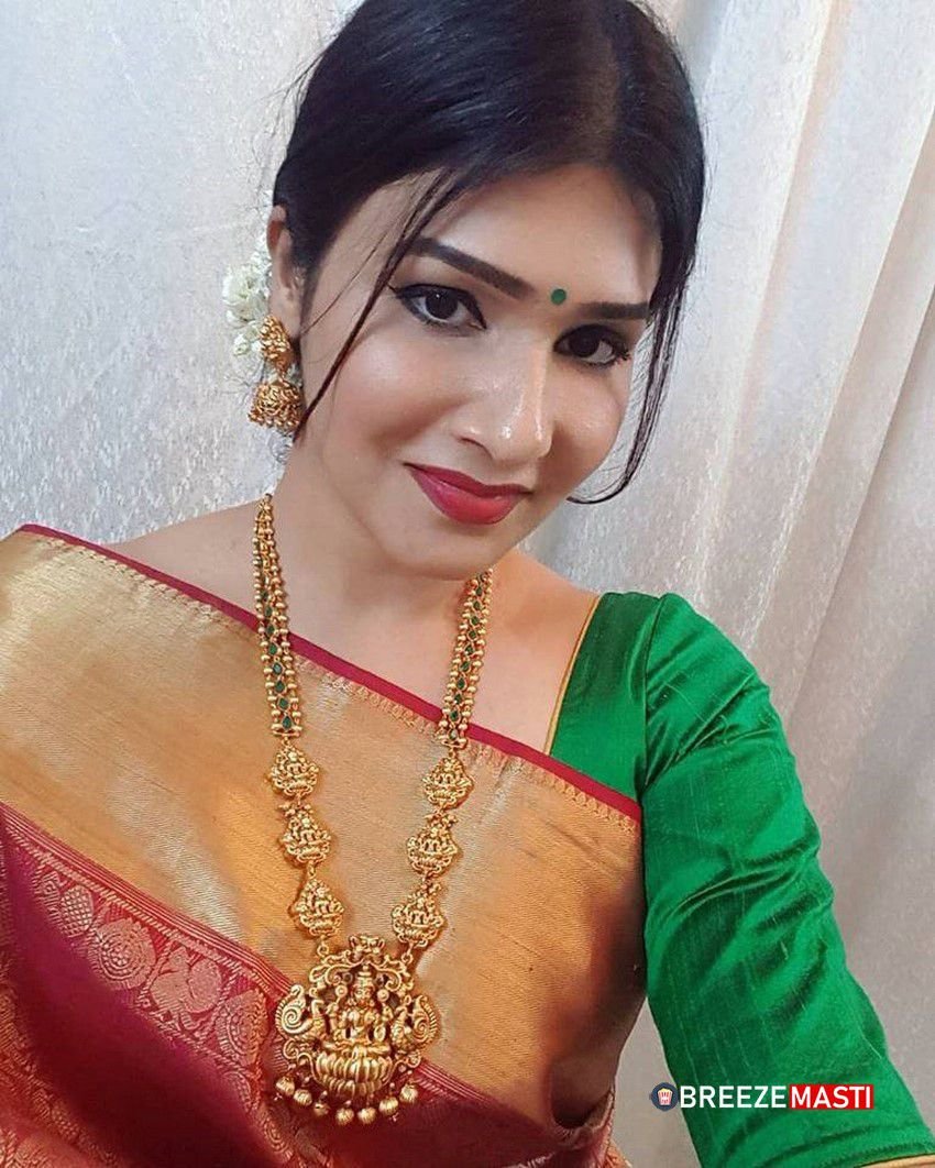 Anjena Kirti Actress Photos