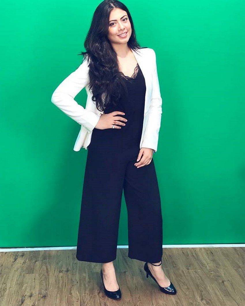 Anurita Jha Actress Images