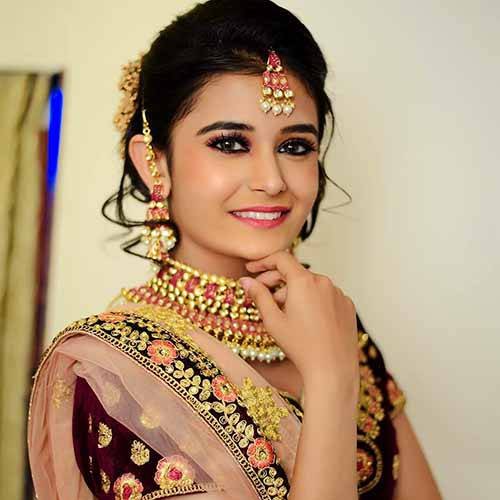 Anushka Maneesh Pimputkar
