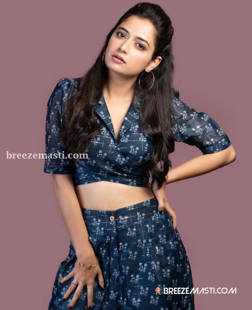 Ashika Ranganath Age, Family, Husband, Net Worth, Movies, Biography ...