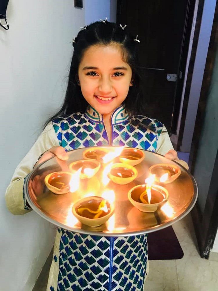 Aura Bhatnagar Badoni Photos