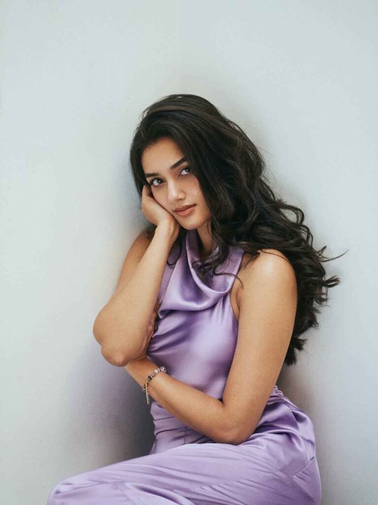 Bhagyashri Borse Images