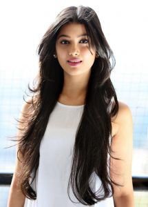 Digangana Suryavanshi Age, Family, Movies, Serial, Biography 8 Digangana Suryavanshi Images