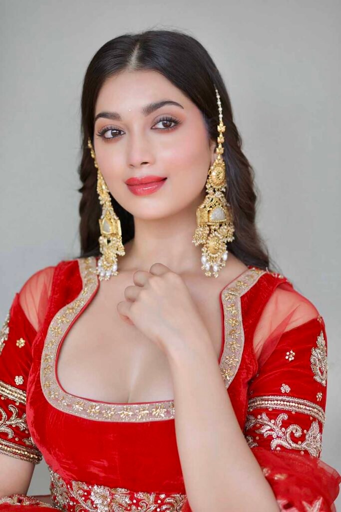 Digangana Suryavanshi Age, Family, Movies, Serial, Biography 5 Digangana Suryawanshi Actress Photoshoot