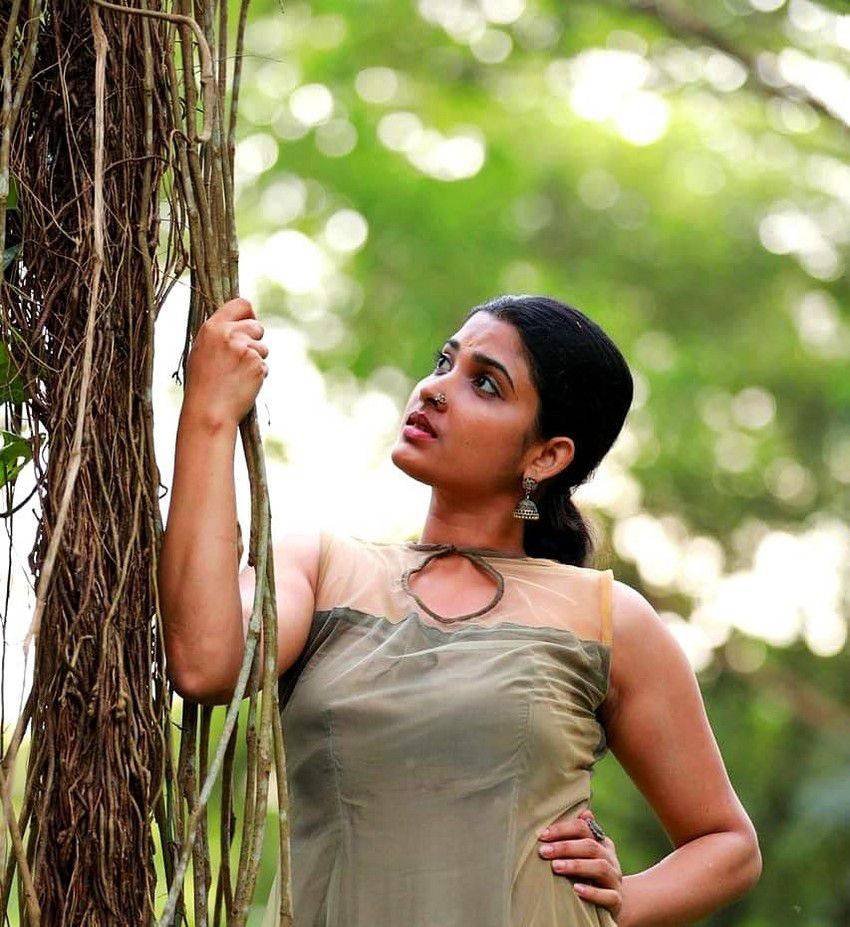 Divya Prabha Age, Family, Parents, Movies, Biography 3 Divya Prabha Malayalam Actress Stills