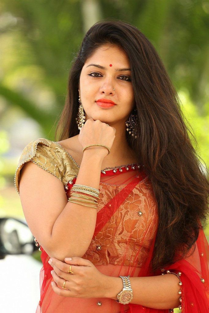 Gayathri Suresh Actress Biography, Wiki, Age, Family, Movies