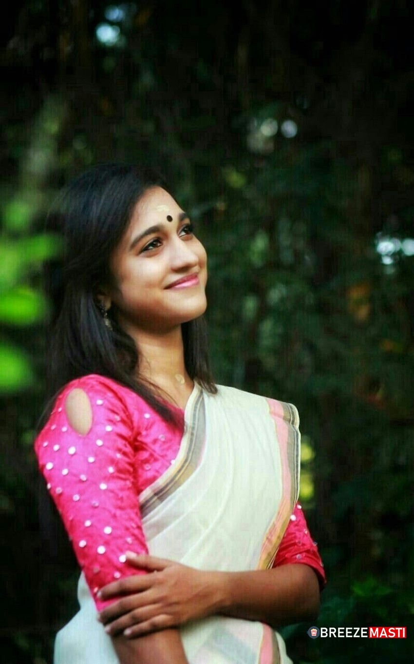 Haritha Haridas Age, Family, Husband, Movies, Biography 4 Haritha Haridas Malayalam Actress Photoshoot