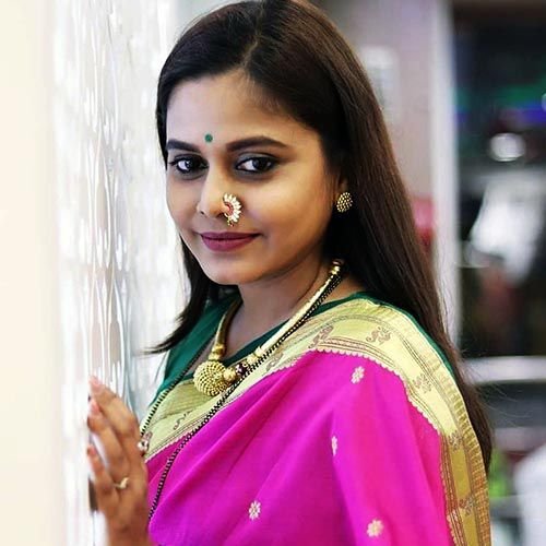 Hemangi Kavi