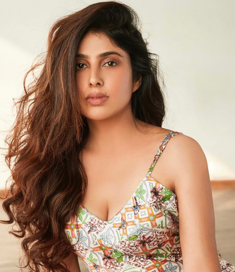 Irra Mor Actress Photos