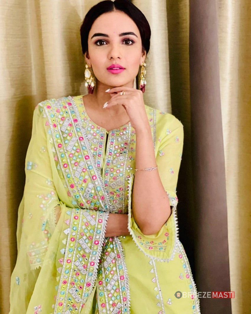 Jasmin Bhasin Age, Family, Husband, Serial, Movies, Biography 3 Jasmin Bhasin Actress Photos