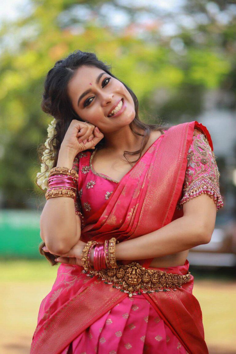 Keerthi Vijay Age, Family, Husband, Movies, Biography, Wiki - BREEZEMASTI