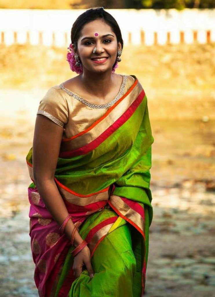 Lakshmi Priyaa Chandramouli Age, Family, Husband, Movies, Biography ...