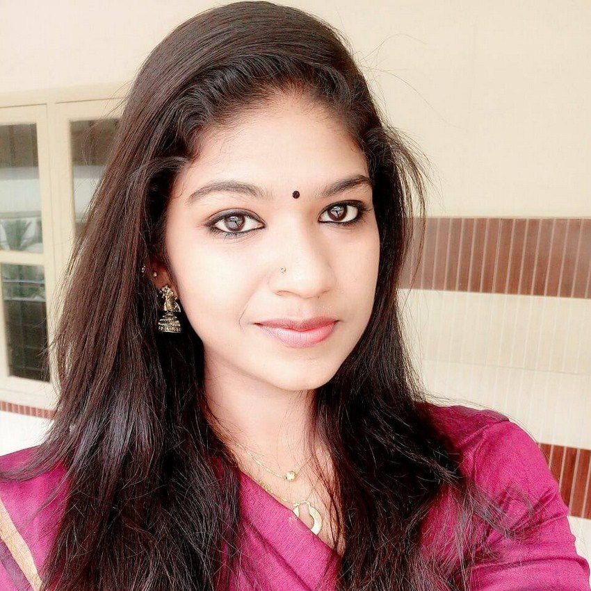 Lakshmika Sajeevan Malayalam Actress Photos (1)