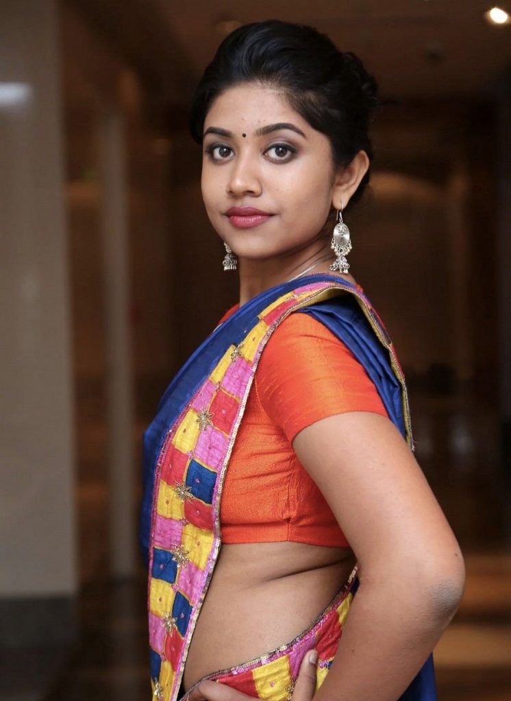 Malavika Satheesan Actress Images