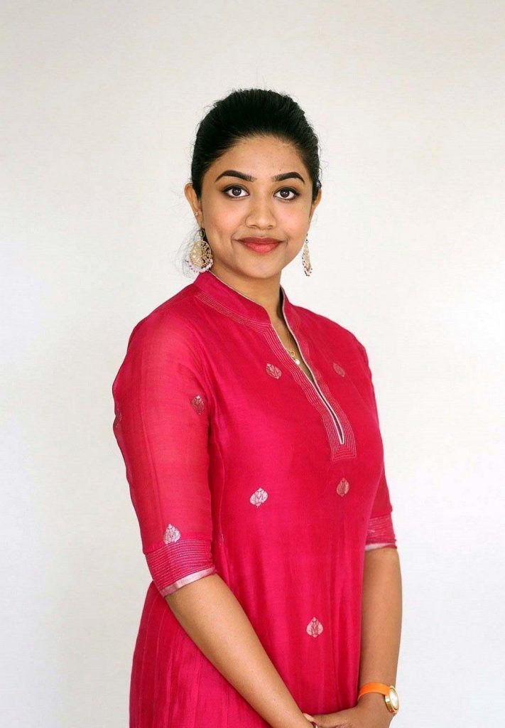 Malavika Satheesan Actress Photos