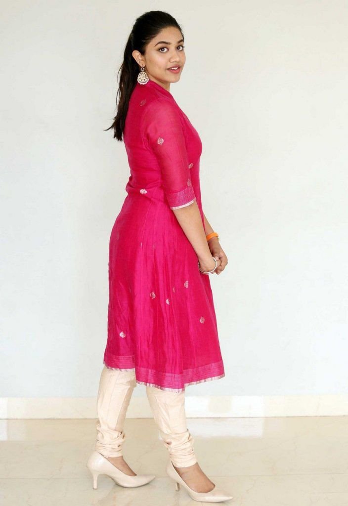 Malavika Satheesan Photoshoot