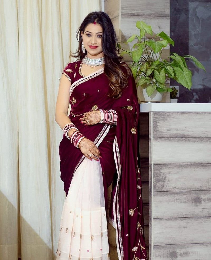 Manali Rathod Wiki, Age, Husband, Family, Movies, Biography 2 Manali Rathod Actress Images