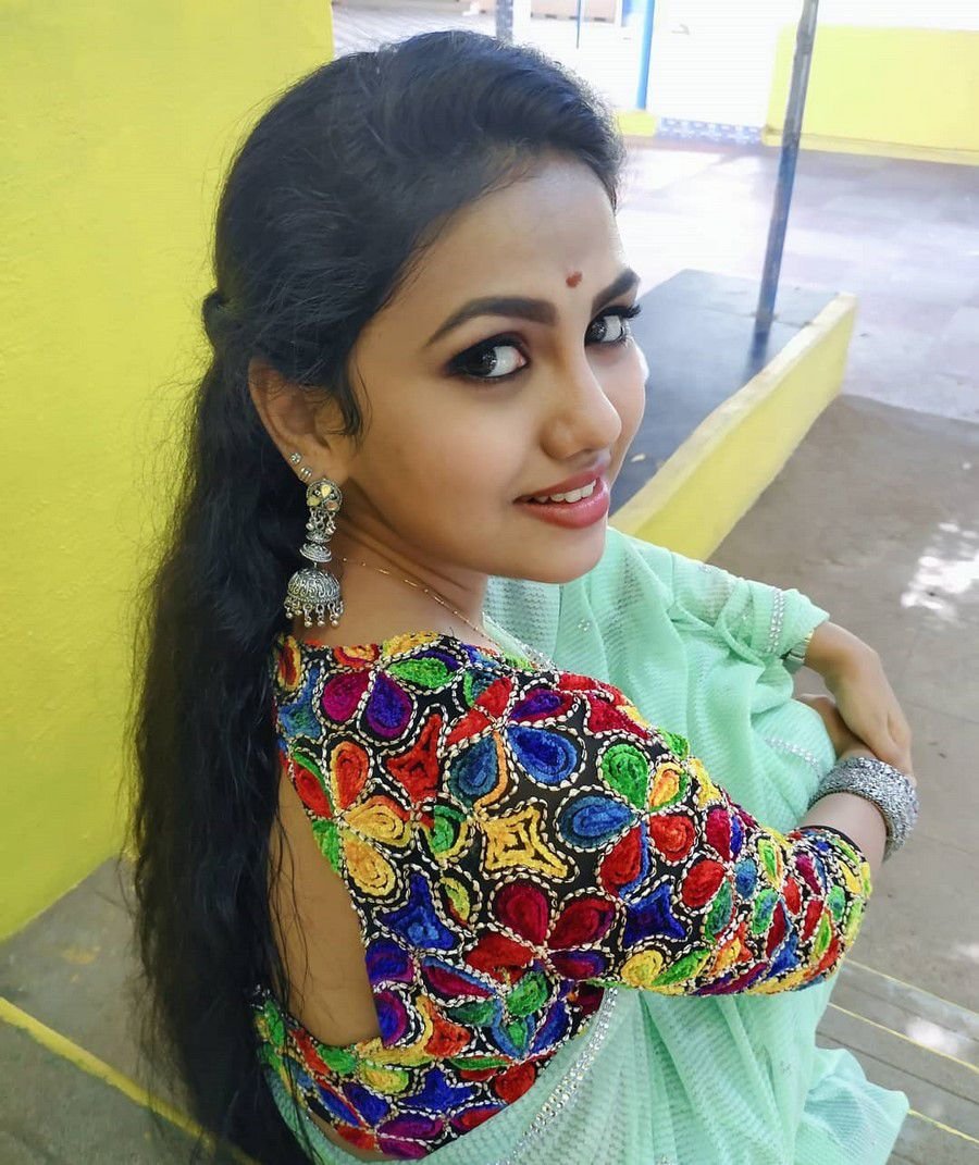 Manisha Jith Actress Images