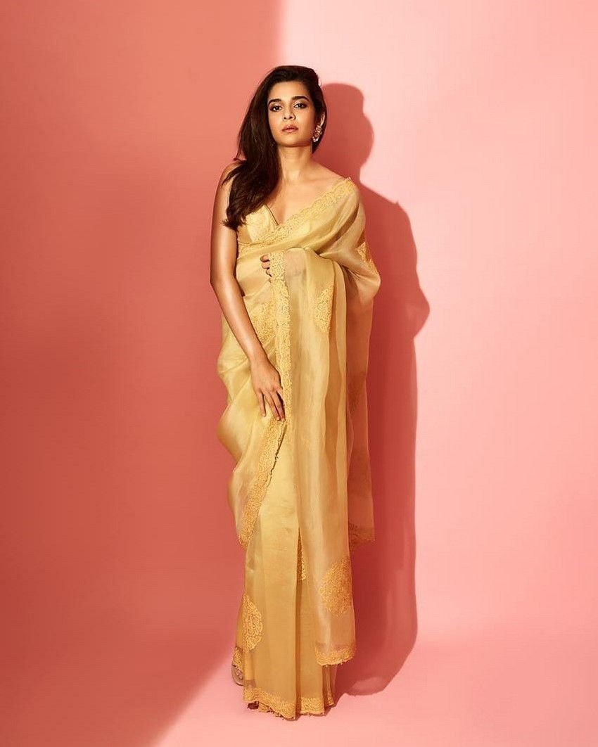 Mithila Palkar Actress Photos