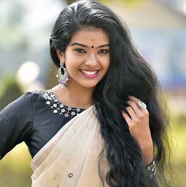 Monisha Arshak Profile Photo