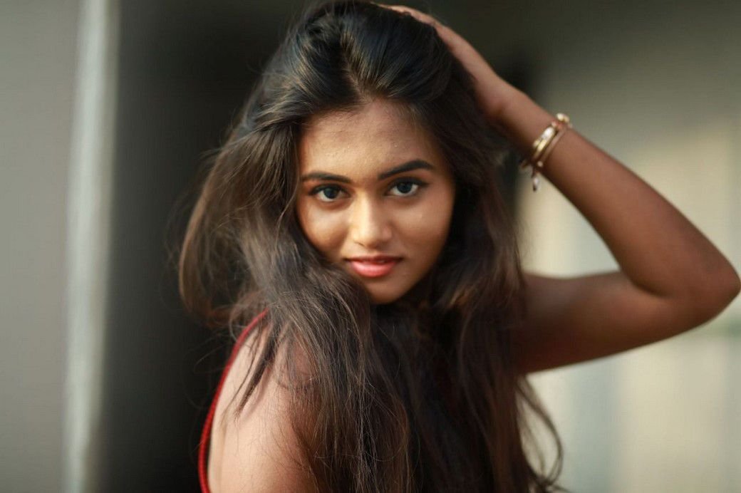 Neethu Vasudevan Pictures