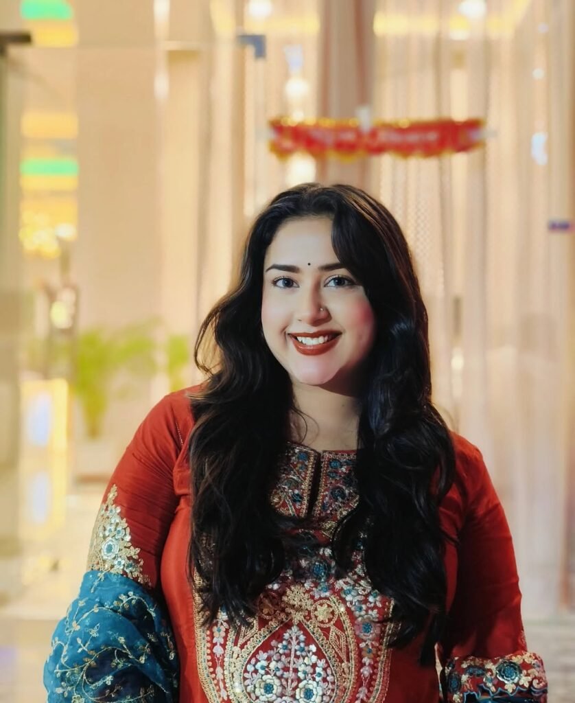 Prisha Dhatwalia Actress Images