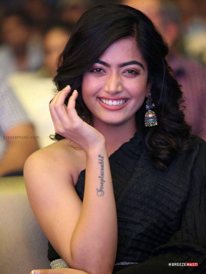 Rashmika Mandanna Age, Family, Husband, Movies, Biography - BREEZEMASTI