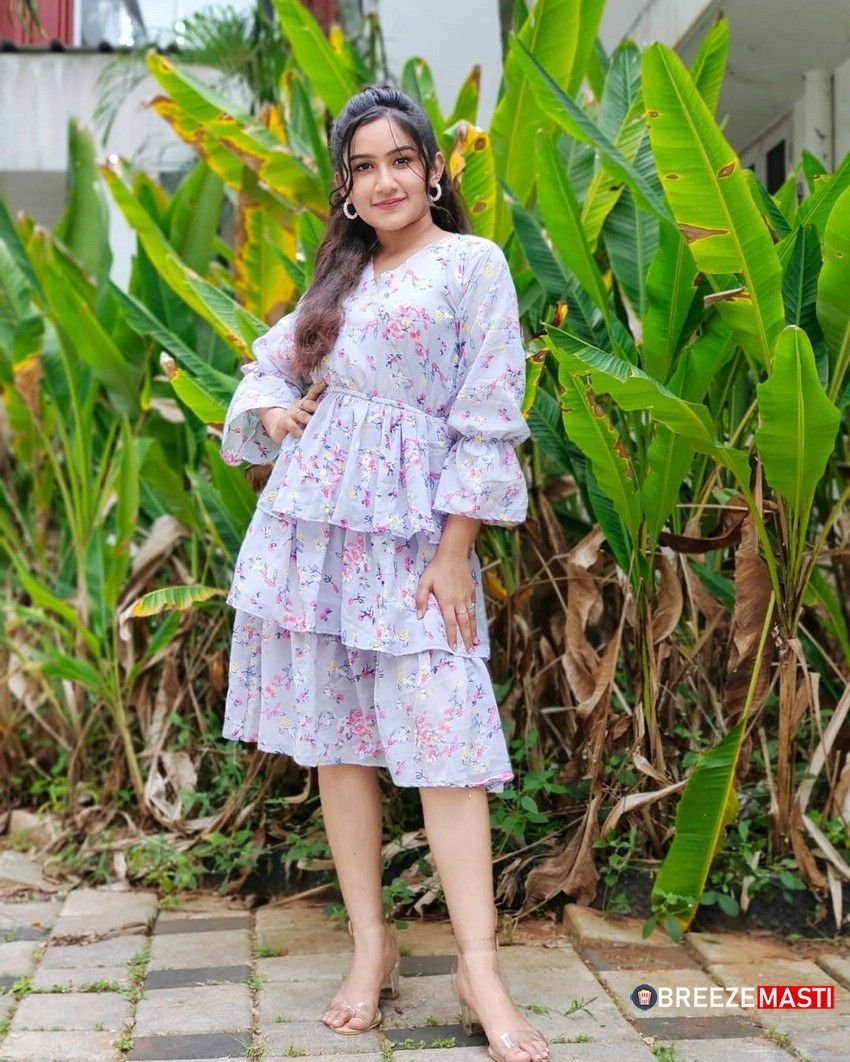 Raveena Daha Actress Photos