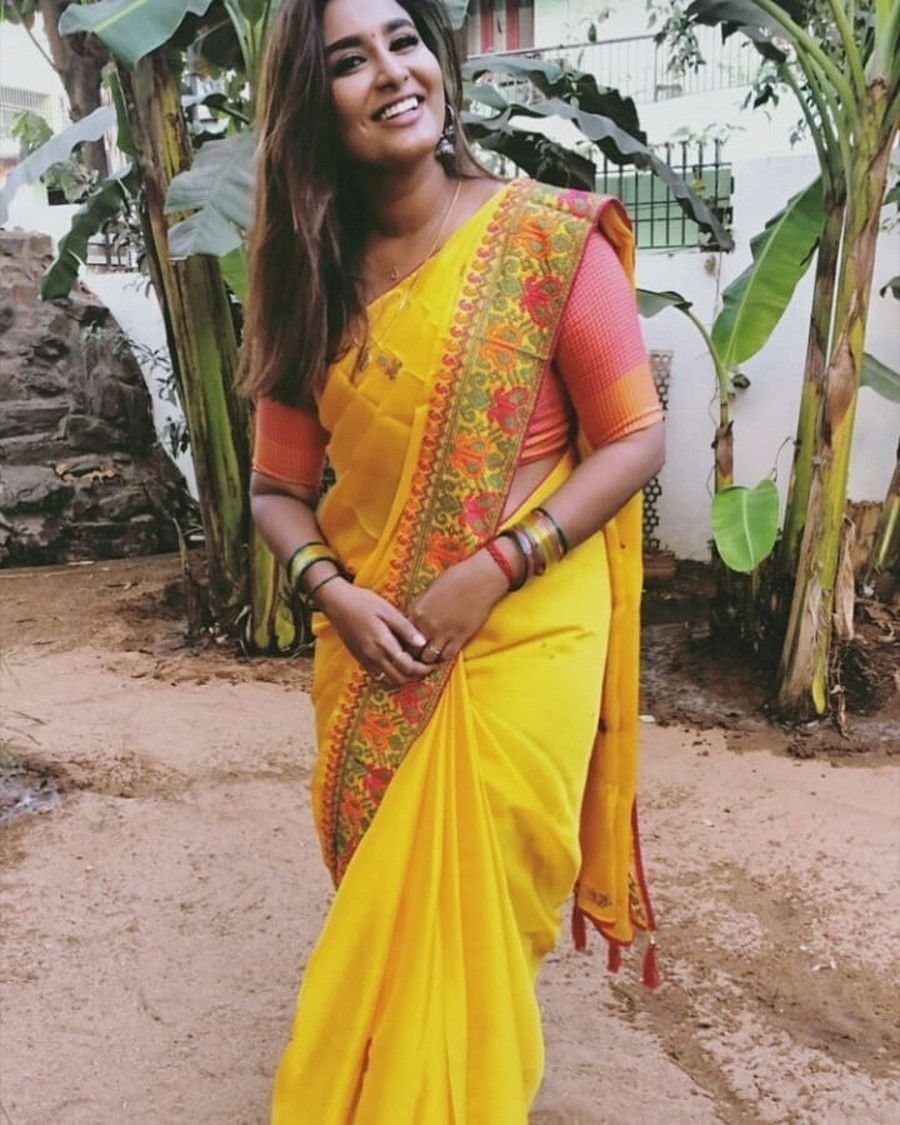 Reshma Reya Serial Actress Photos (2)