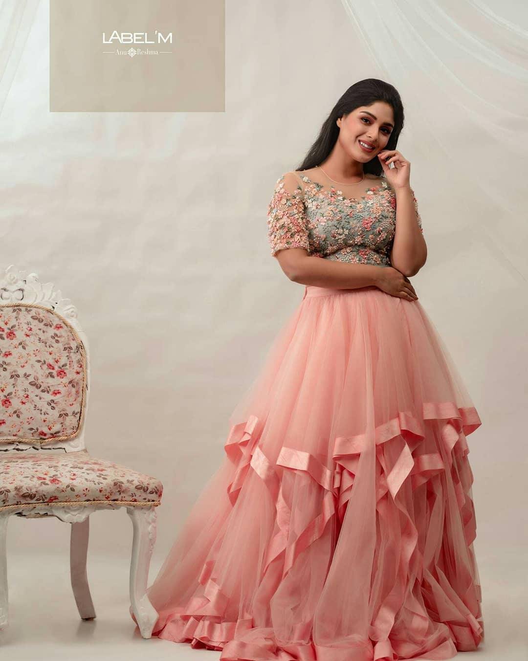 Samyuktha Menon Age, Family, Husband, Movies, Biography 7 Samyuktha Menon Photo Shoot 2019 (8)