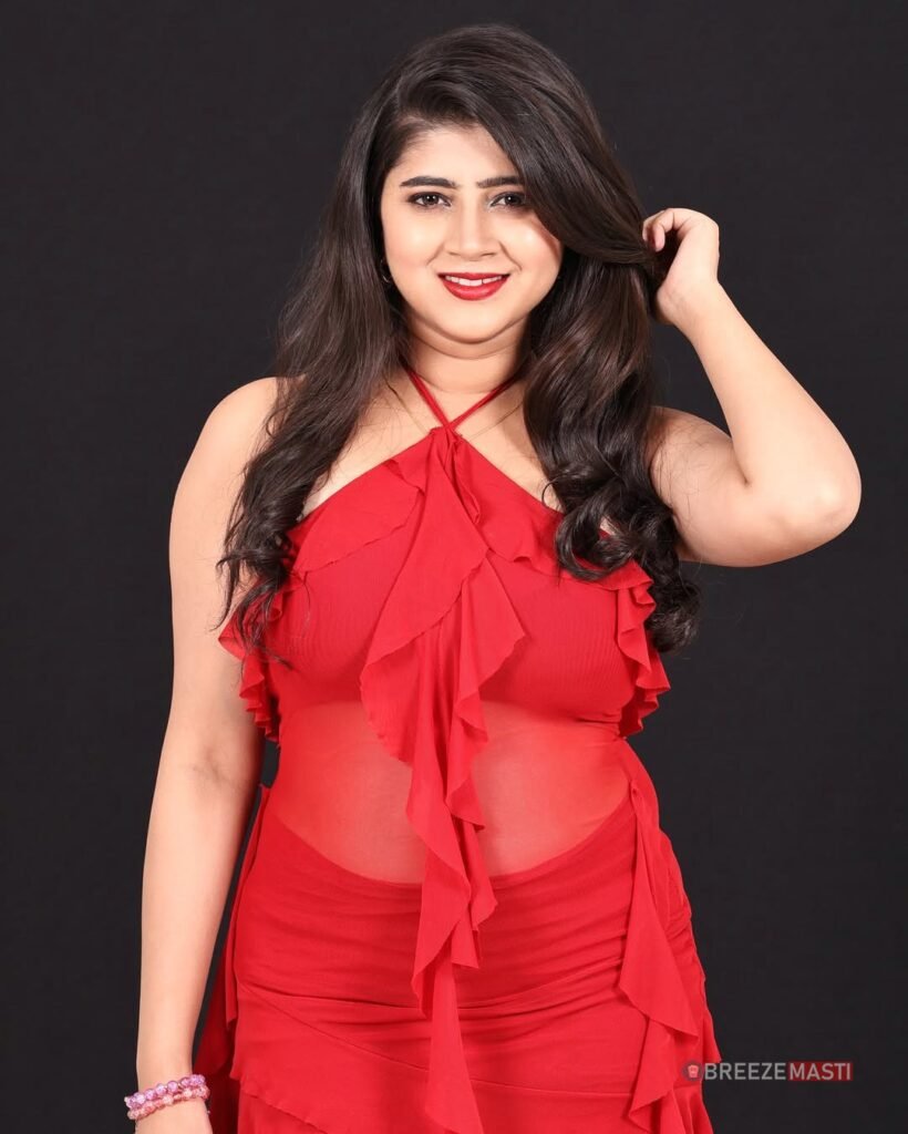Sarika Salunkhe Age, Husband, Net Worth, Web Series, Biography 5 Sarika Salunkhe Actress Pictures