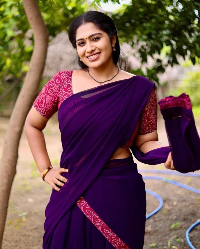 Shobana Uthaman Age, Family, Husband, Serial, Biography 2 Shobana Uthaman Actress Photos