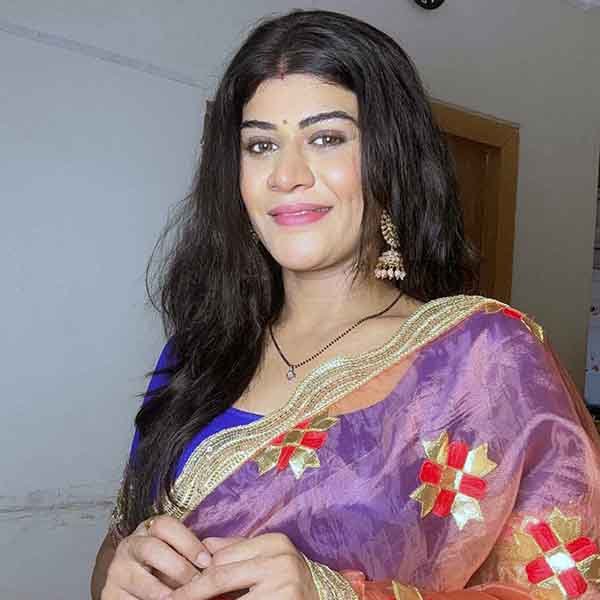 Simmi Dixit Actress Profile