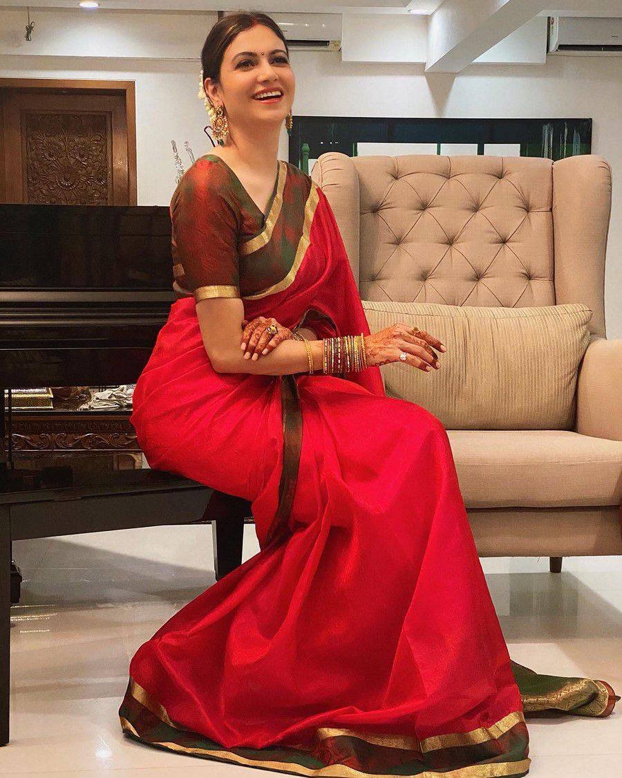 Simran Kaur Mundi Actress Photos