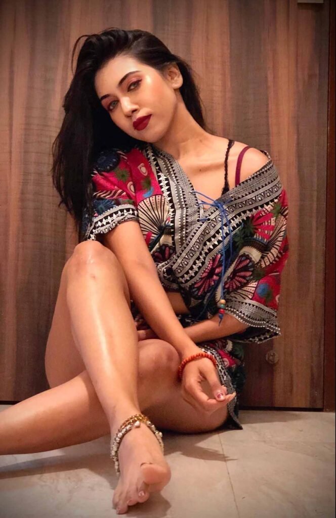 Simran Khan Web Series, Age, Family, Movies, Husband, Biography 4 Simran Khan Actress Photoshoot