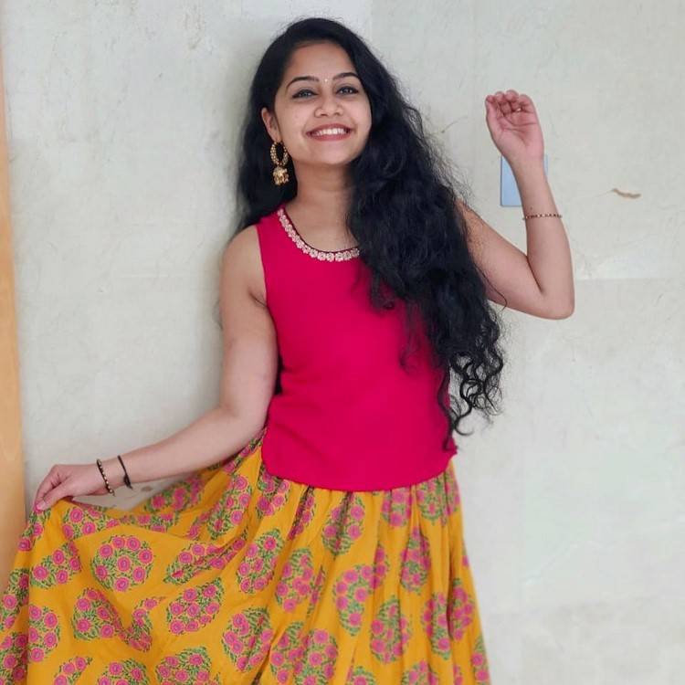 Sneha Unnikrishnan age, Wiki, family, movies, Biography 4 Sneha Unnikrishnan Photoshoot