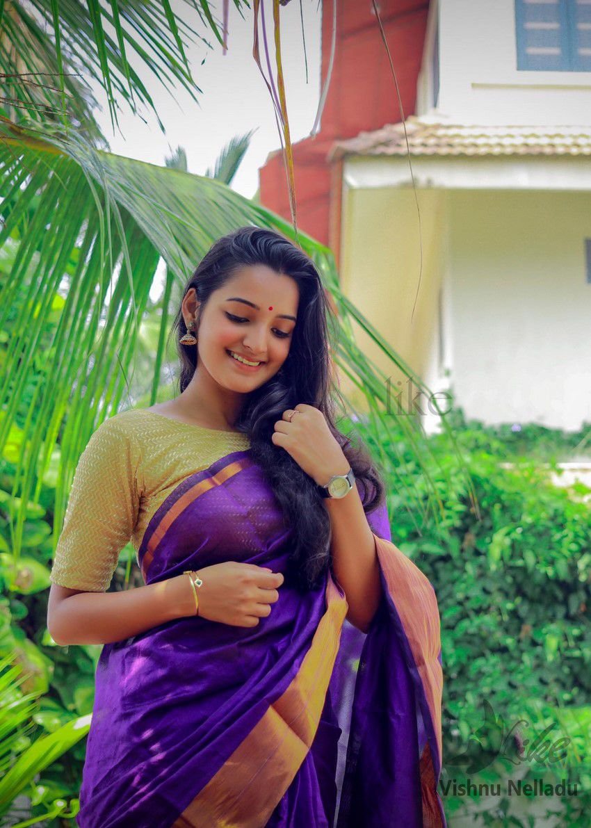Thanuja Karthik Malayalam Actress Photoshoot