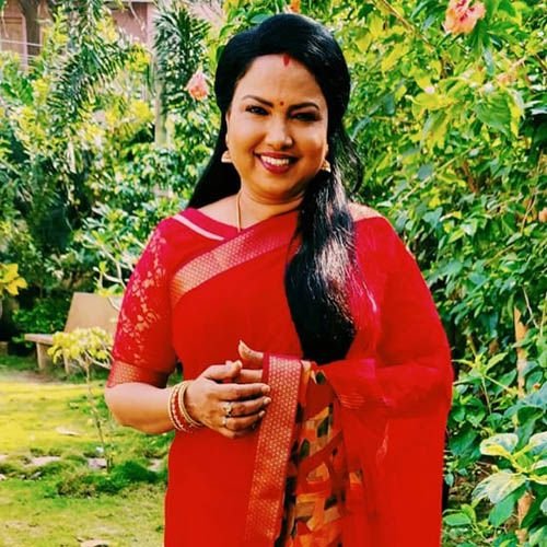 Vaidehi Kathirunthal Serial Cast, Actress, Story, Real Name, Wiki 10 Usha Elizabeth Suraj