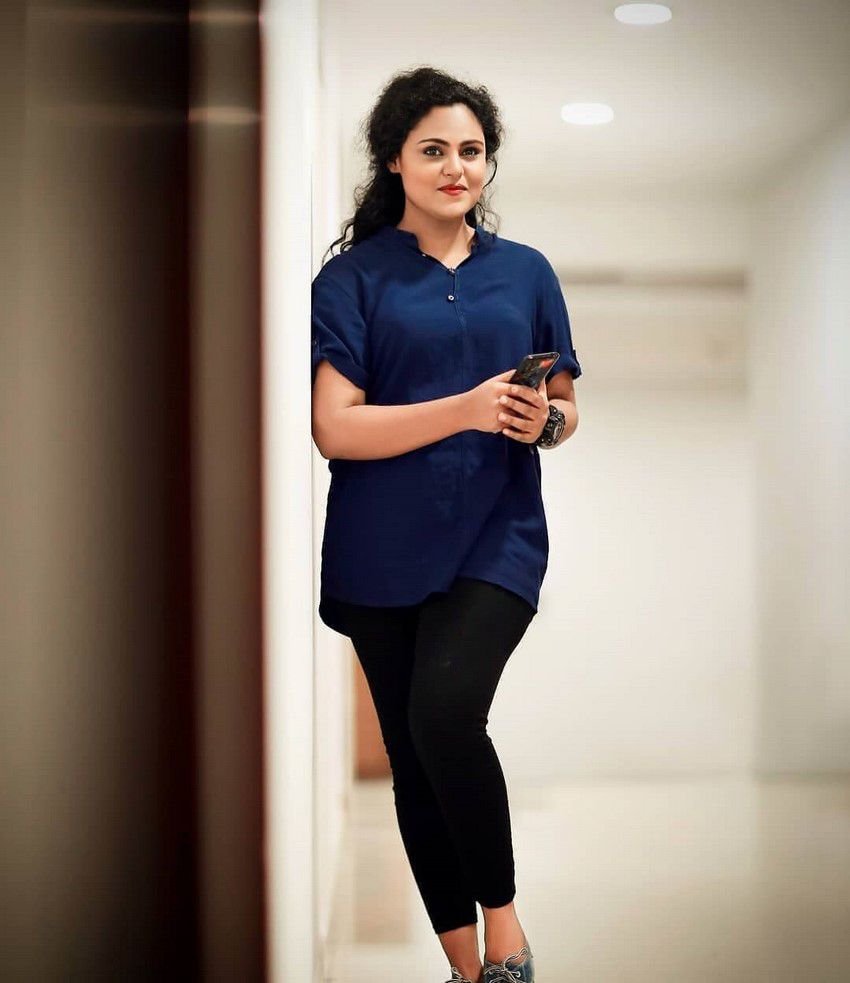 Vincy Aloshious Actress Photoshoot