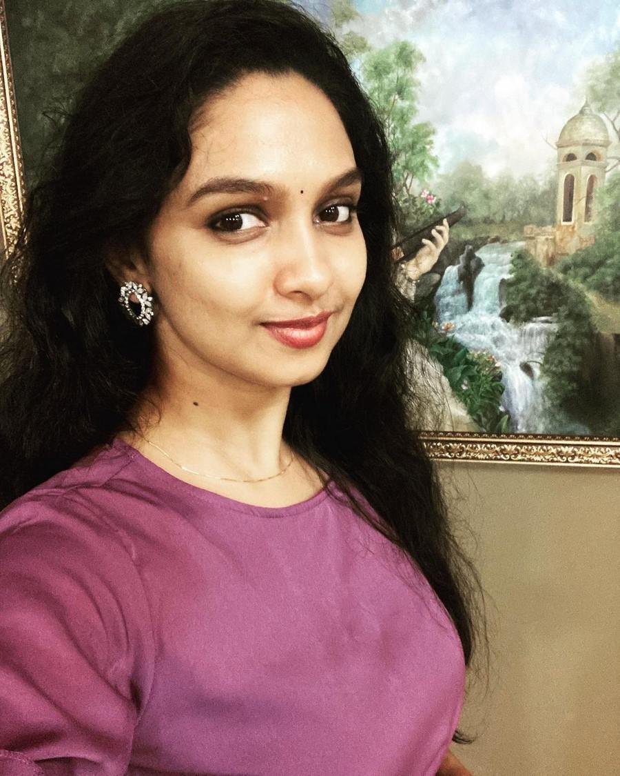 Vrindha Menon Age, Family, Husband, Movies, Biography 5 Vrindha Menon Actress Photoshoot
